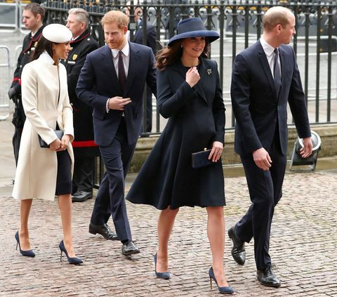 Meghan Markle Kate Middleton zodpovedajúce obuv