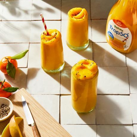 pomarančový kurkuma mango smoothie