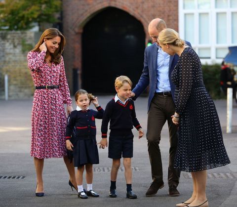 Prvý deň princeznej Charlotte školských