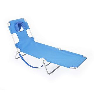 Pštrosí salónik Chaise